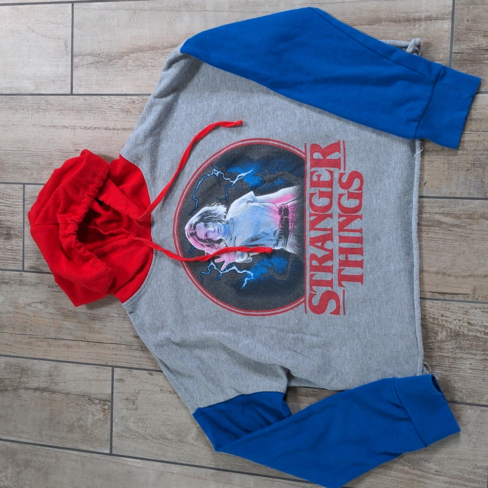 Netflix Stranger Things Eleven Colorblock Cropped Hoodie